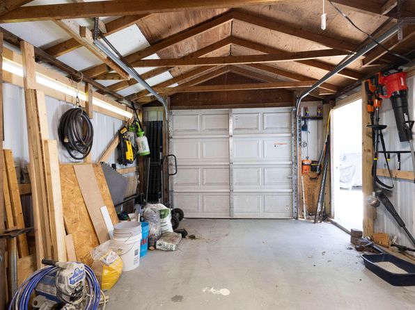 616 Monroe Ave, Moberly, MO 65270