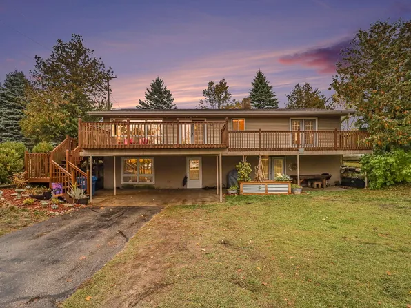 3759 S Scenic Hwy, Frankfort, MI 49635
