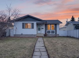 5 Linden St N, Spruce Grove, AB T7X 2B6