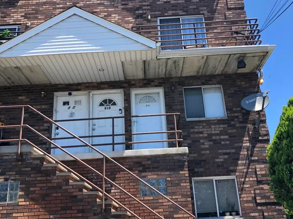 81 Narrows Rd #B, Staten Island, NY 10305