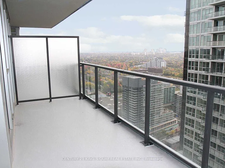 85 McMahon Dr #3701 — Photo 24