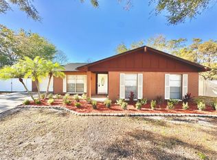 6923 Spanish Moss Cir, Tampa, FL 33625