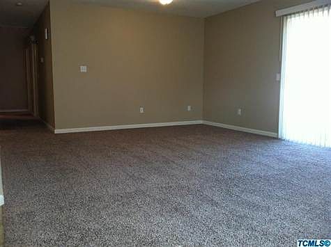 3rd image of 1410 W Prospect Ave