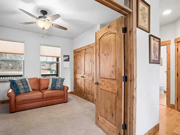 402 Window Lake Trl — Photo 4