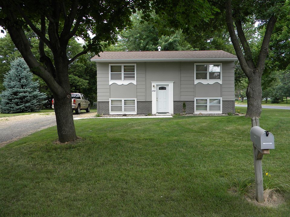 1st image of 2402 Margaretha Ave