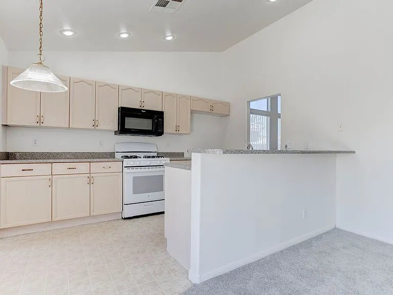 4579 Canna Dr — Photo 9