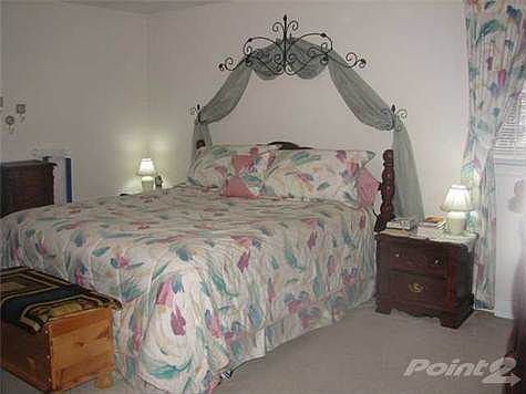 5th image of 251 Charles Dr