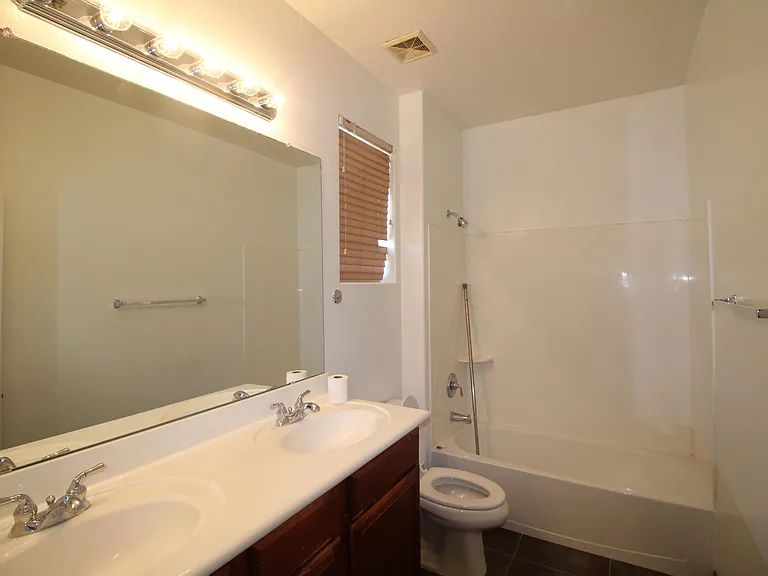 3808 E Flower Ct — Photo 8
