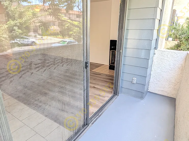 10742 Lawler St #3 — Photo 24