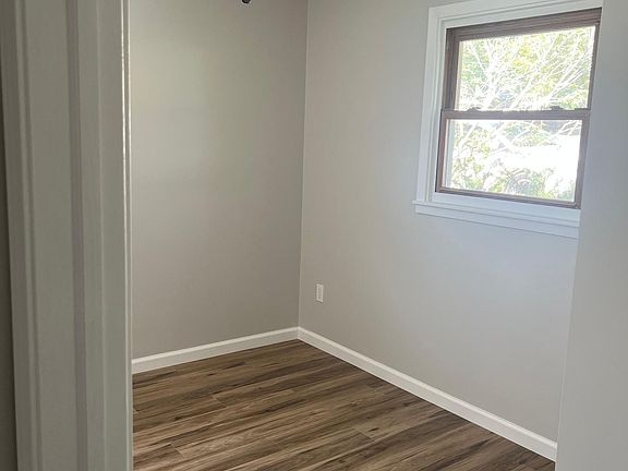 5th image of 229 Cliff Ct