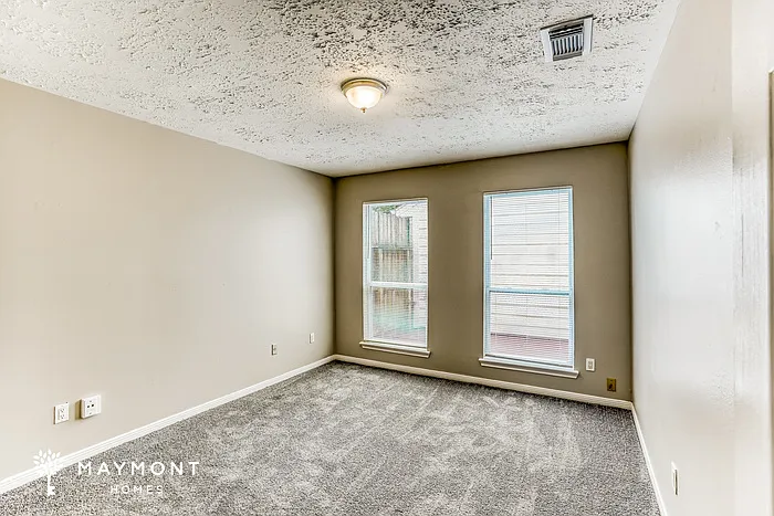 3131 Ashford Bend Dr — Photo 11