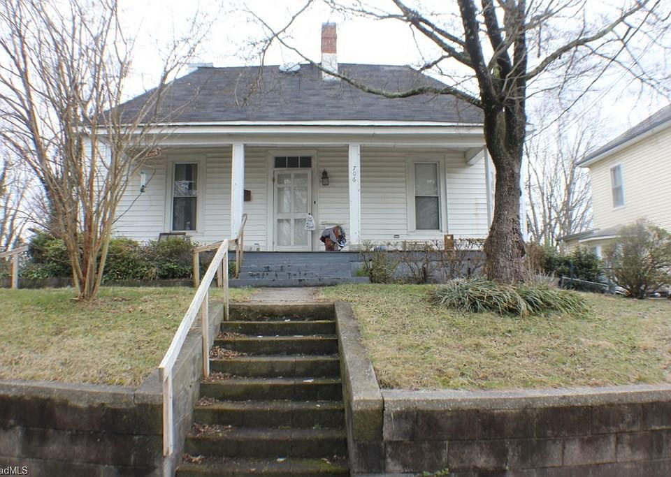 1st image of 706 Arch St
