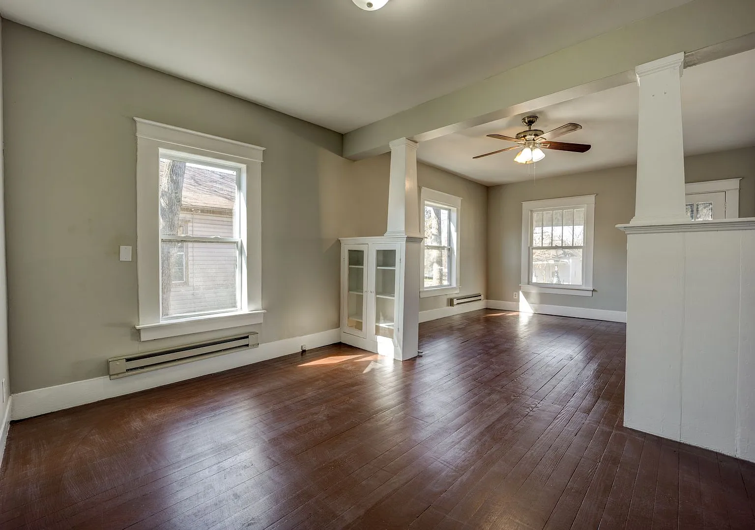 Freshly Updated 3 Bedroom Home — Photo 2
