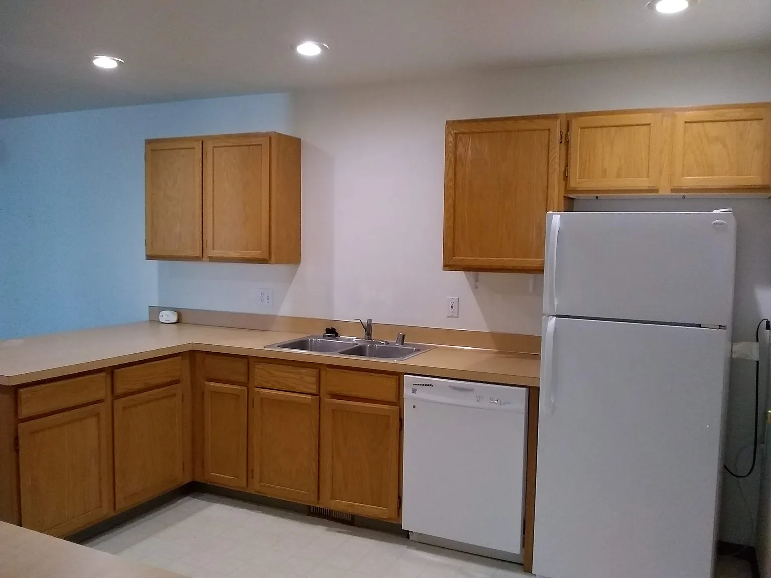 3 bed, 2.5 bath, 1526 sqft, $1,850 — Photo 3