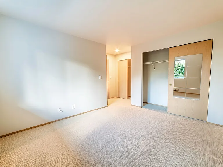 Terrace Villa Apartments — Photo 10