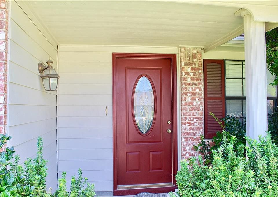 1st image of 1105 Kesser Dr