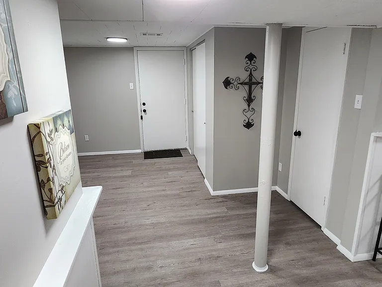 Saint Loretto Dr — Photo 16