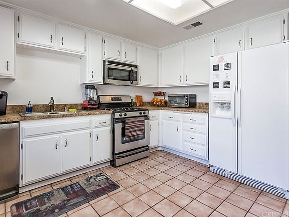 5th image of 28820 Loretta Ln