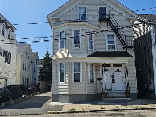 10 Kossuth St, Providence, RI 02909