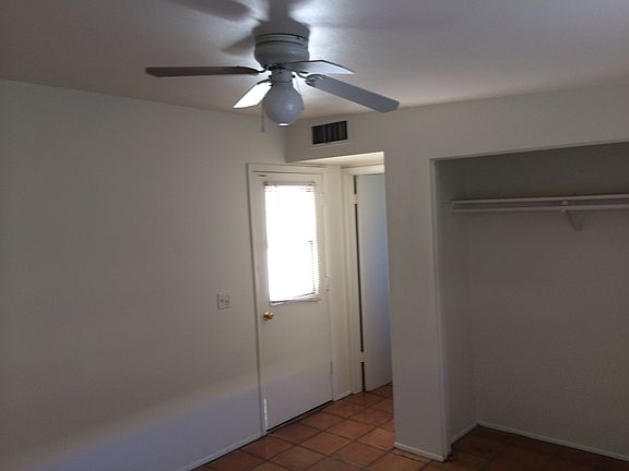 5th image of 1539 E Hudson Dr