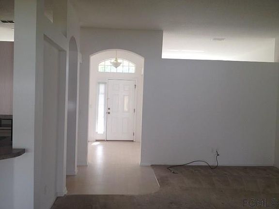 3rd image of 5 Ryberry Pl