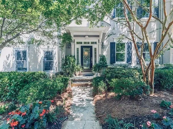 9385 Knollcrest Blvd, Johns Creek, GA 30022