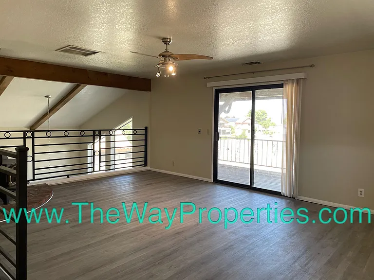 12915 Rain Shadow Rd — Photo 13