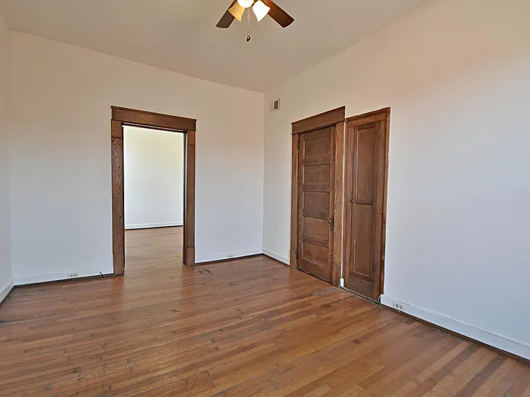 209 W 5th Ave #304 — Photo 6