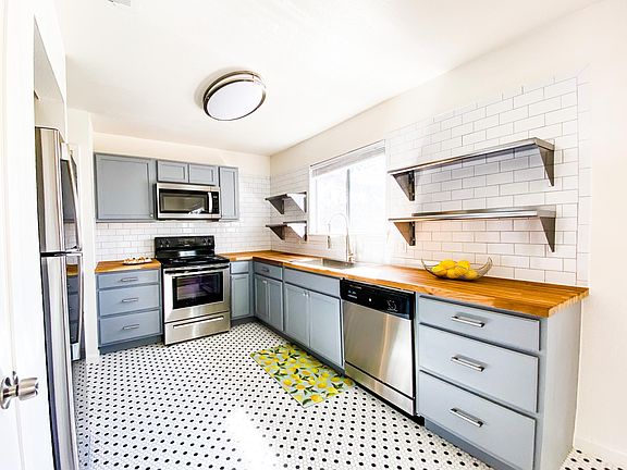 5th image of 202 Arcadia Pl APT 102
