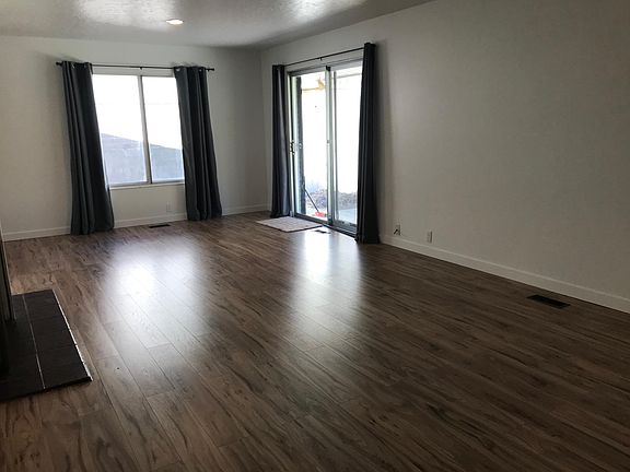 4th image of 3775 S Loretta Dr