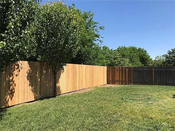 4th image of 260 Onyx Lake Dr