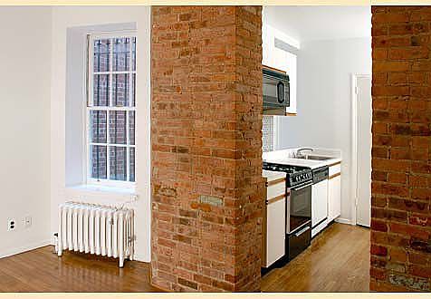 3rd image of 316 E 92nd St APT 1RW