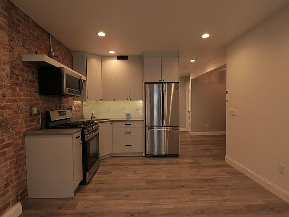 3rd image of 43 Benkard Ave #1