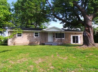 3810 Darlene Dr, Shively, KY 40216