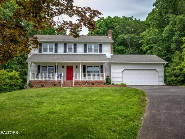 10003 Roxbury Point, Knoxville, TN 37922