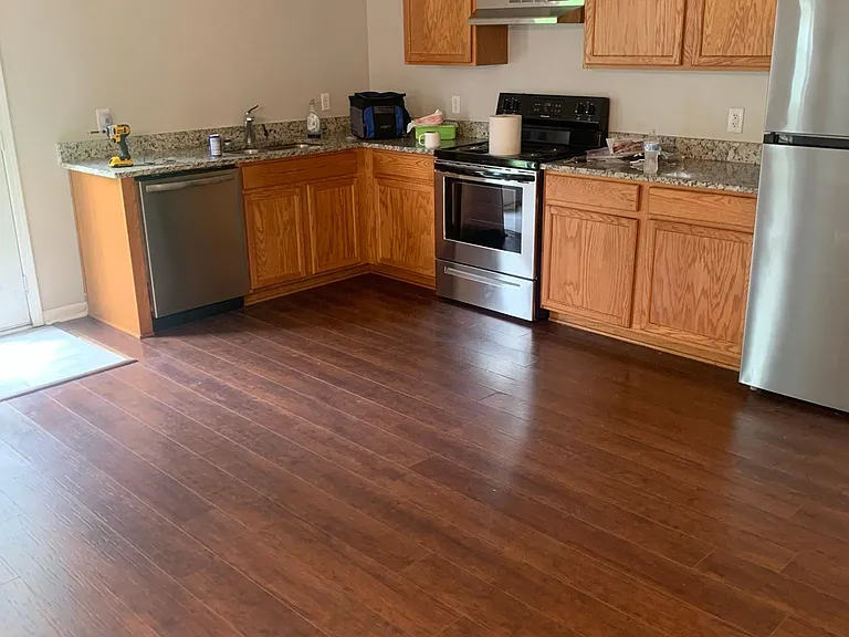 106 Cloverbrook Dr — Photo 8