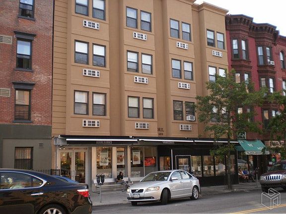 5th image of 402 7th Ave APT 4E