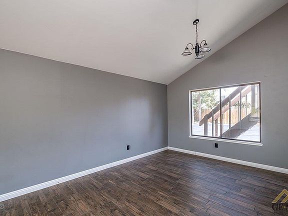 4th image of 5300 Panorama Dr