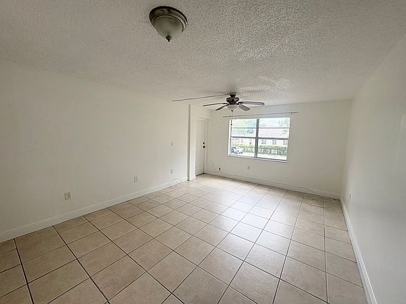 5th image of 4304 NW 9th Ave APT 3-2H