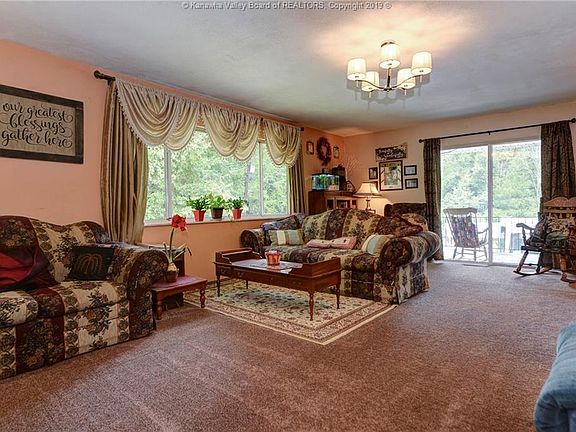 3rd image of 845 Honaker Dr