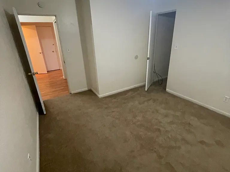 103 W Powers Cir #104 — Photo 11