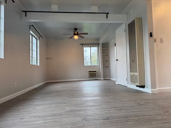 3rd image of 3518 1/2 Portola Ave