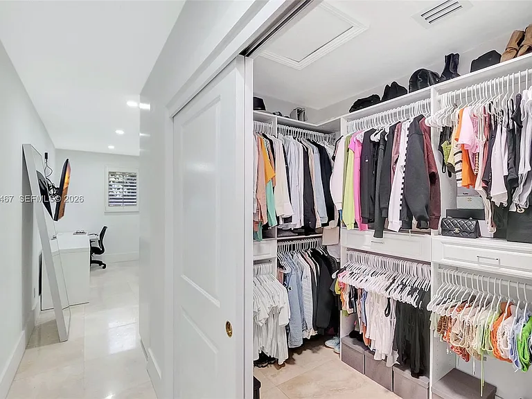 7711 Miami View Dr — Photo 14