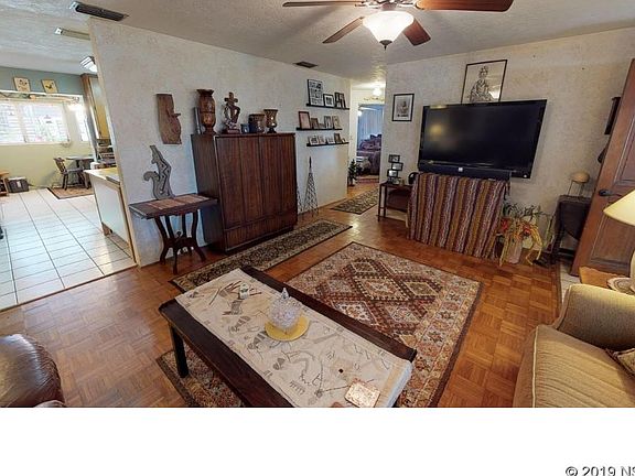5th image of 649 Ball St