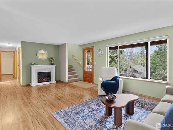 3rd image of 508 Summit Lake Shore Drive NW