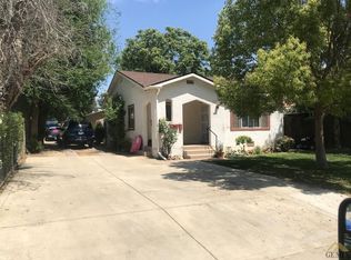 122 Highland Dr, Bakersfield, CA 93308