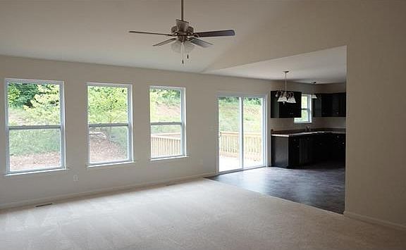 5th image of 1536 Saint Charles Dr