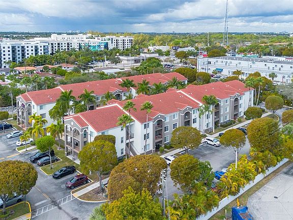 2nd image of 6861 SW 44th St APT 109
