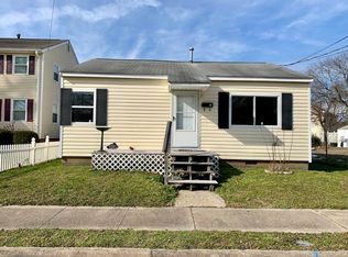 13 Ireland St, Hampton, VA 23663
