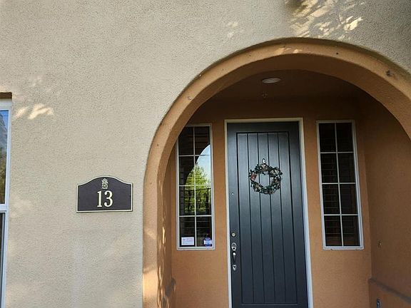 3rd image of 2204 Huntington Point Rd Unit 13